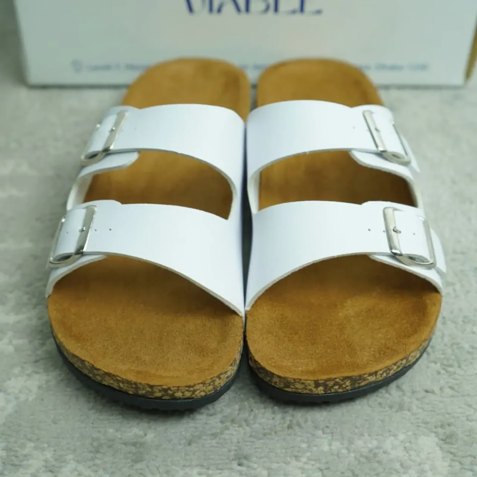 Classic Slide — White
