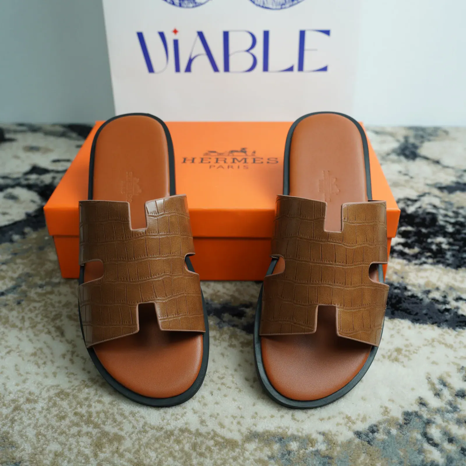 Izmir - BL — Brown