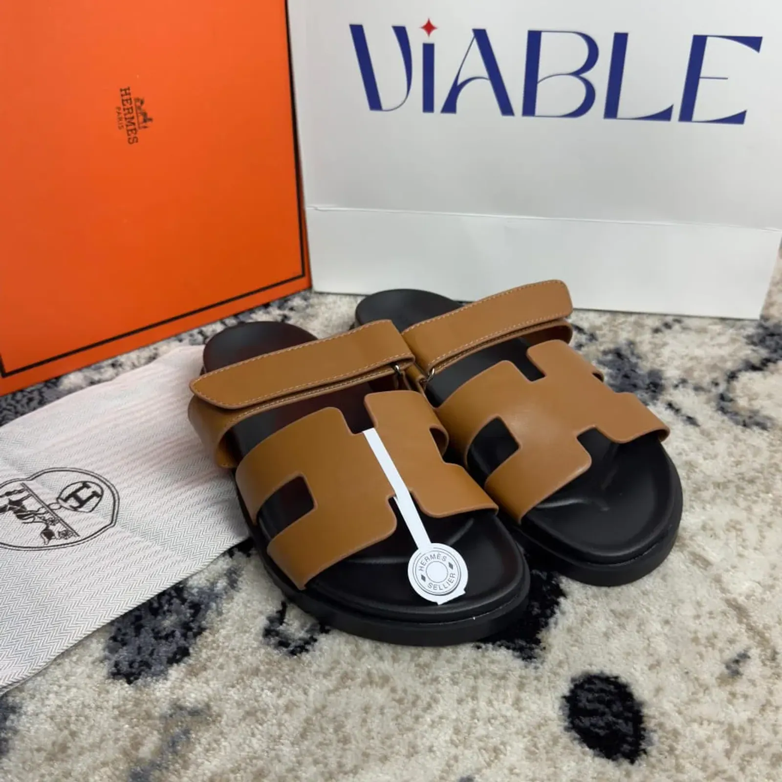 Chypre Solid — Brown