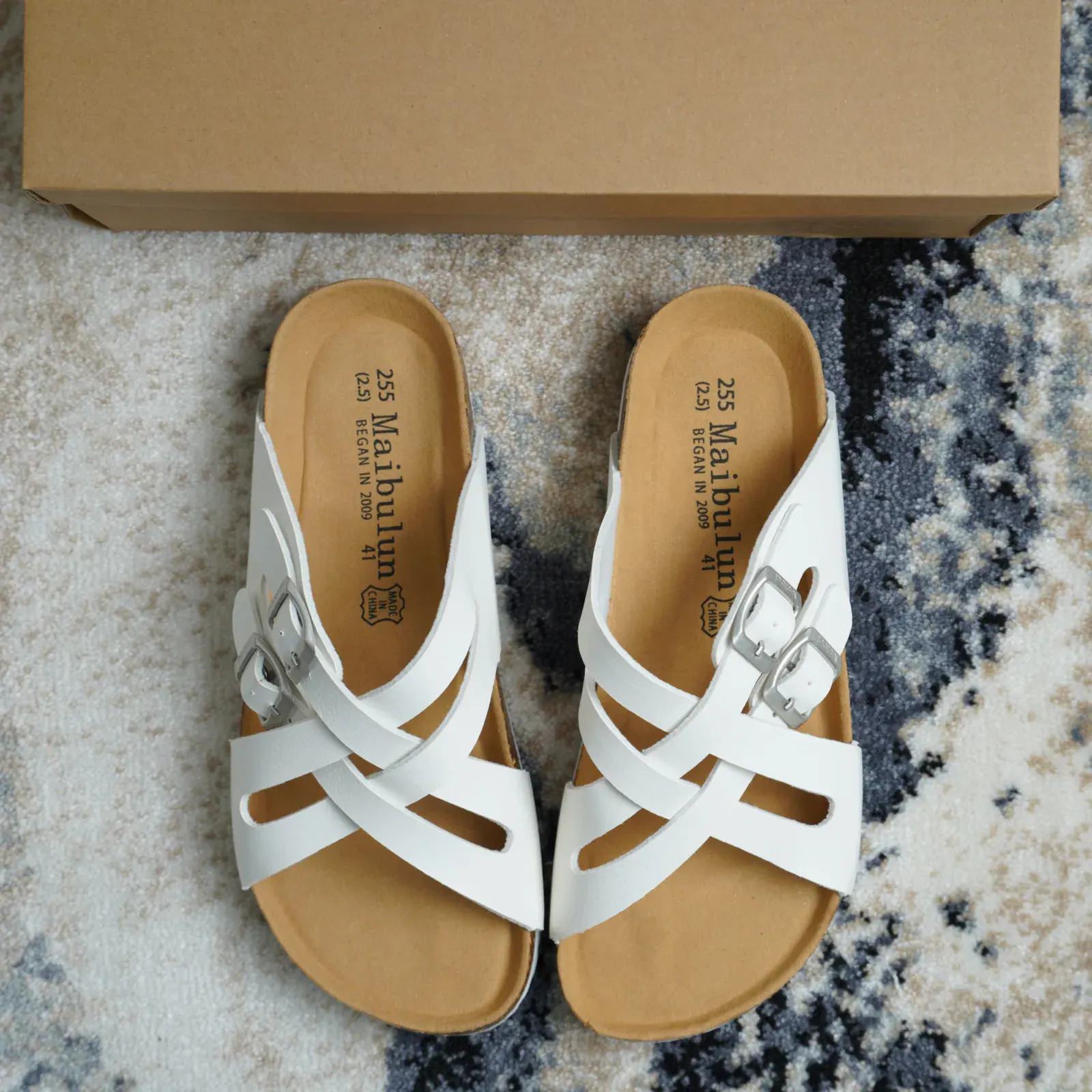 Maibulun CrissCross Slide — White